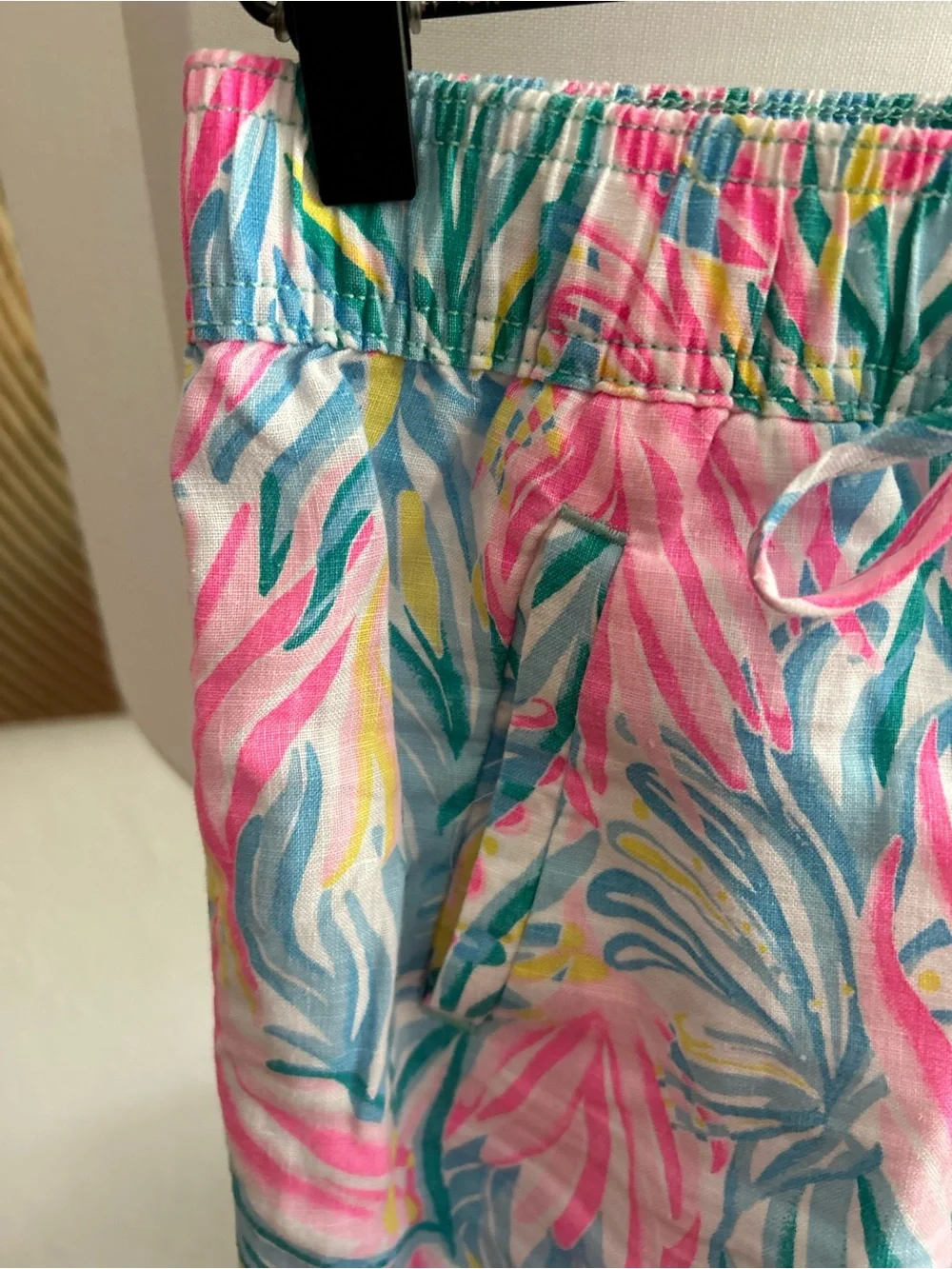Lily Pulitzer Linen Shorts Bermudas Size Xs Pull On Tropical